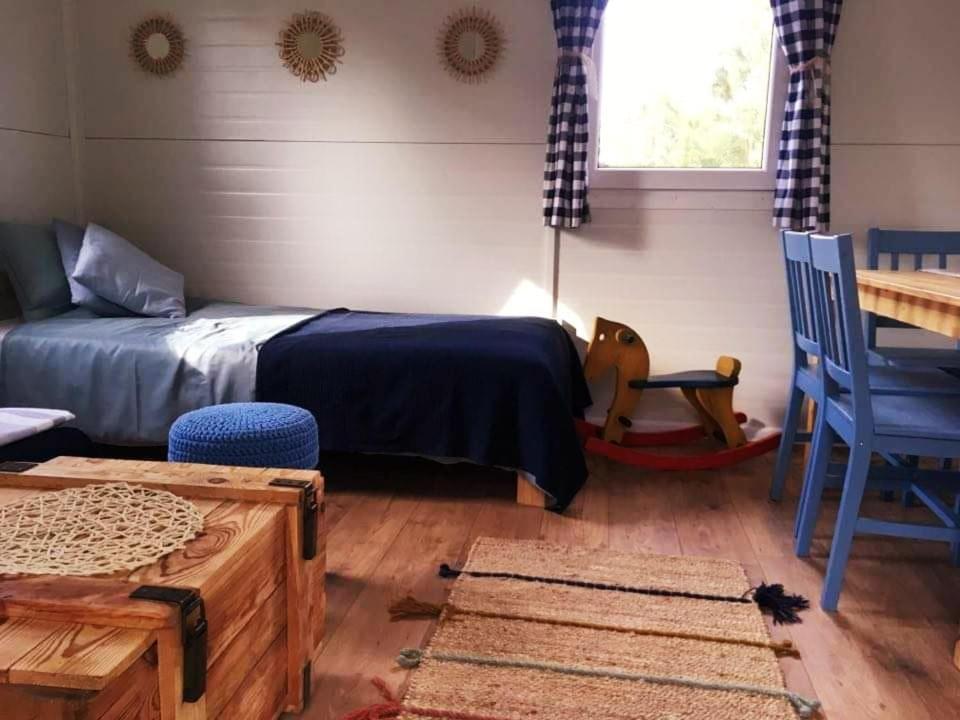 Miodowy Zakatek Caloroczne Domki I Pokoje Przy Suntago, Deepspot, Pyszne Sniadania, Grill, Ognisko Mszczonow Bagian luar foto