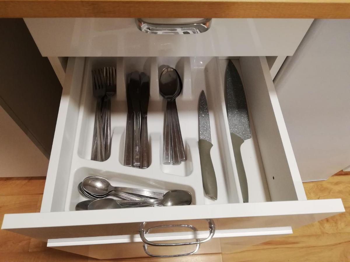 Miodowy Zakatek Caloroczne Domki I Pokoje Przy Suntago, Deepspot, Pyszne Sniadania, Grill, Ognisko Mszczonow Bagian luar foto