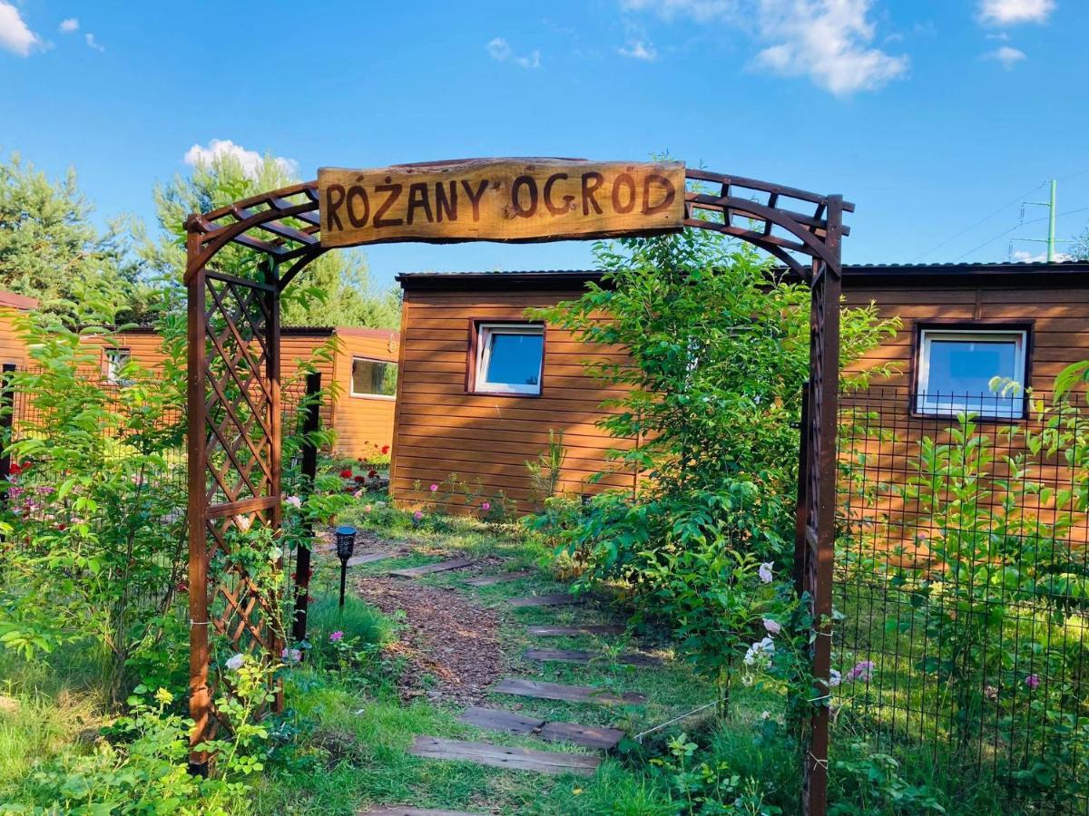 Miodowy Zakatek Caloroczne Domki I Pokoje Przy Suntago, Deepspot, Pyszne Sniadania, Grill, Ognisko Mszczonow Bagian luar foto