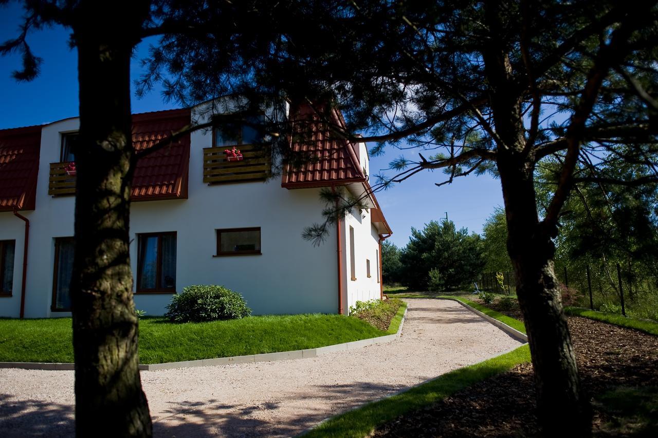 Miodowy Zakatek Caloroczne Domki I Pokoje Przy Suntago, Deepspot, Pyszne Sniadania, Grill, Ognisko Mszczonow Bagian luar foto